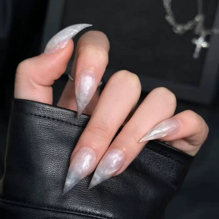Faux ongles en forme de griffes de dragon