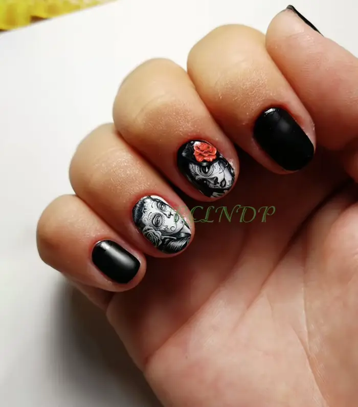 Autocollant à eau pour décoration des ongles