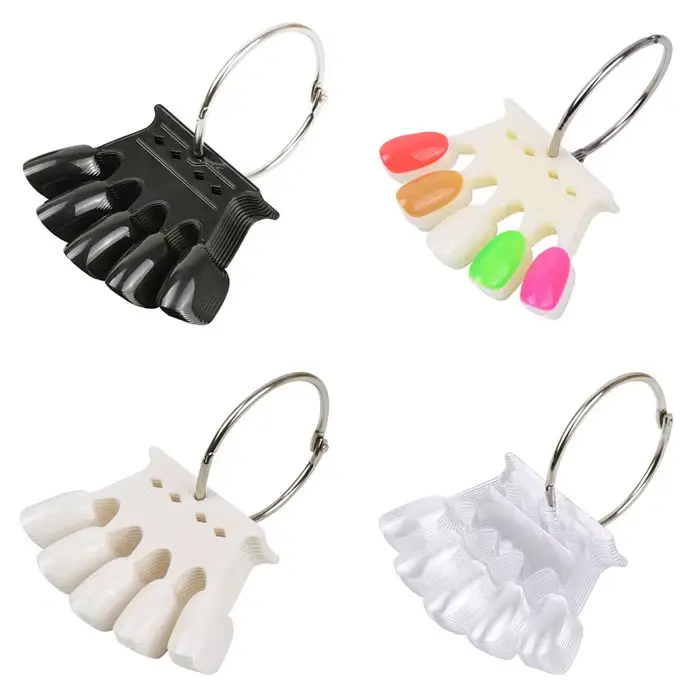 Affichage de faux ongles 4 couleurs