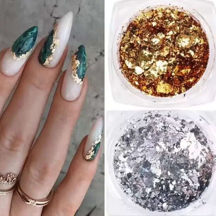 Flocons de feuille d'or pour ongles
