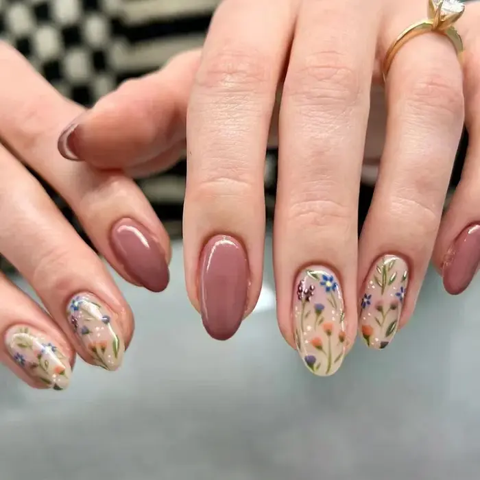 24 faux ongles courts ovales, motifs floraux colorés, à porter sur les doigts, en forme d'amande, à presser, pour femmes