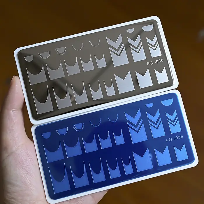 Plaques d'estampage d'ongles en ligne de pointe française