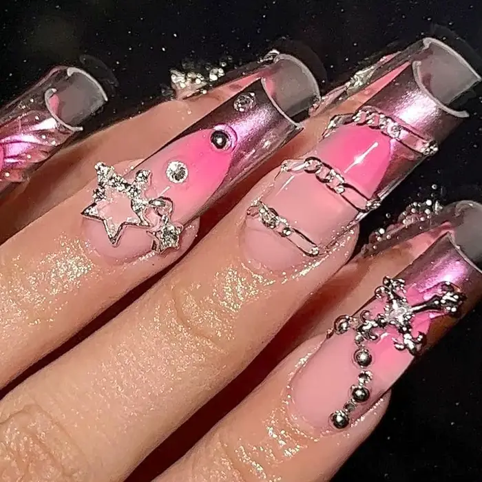 70 pièces breloques pour ongles en forme d'étoile