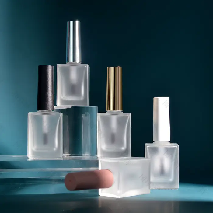 Bouteille de vernis à ongles conviviale ré