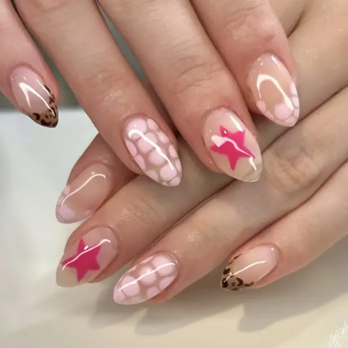 24 pièces à pois faux ongles doux Cool amande presse
