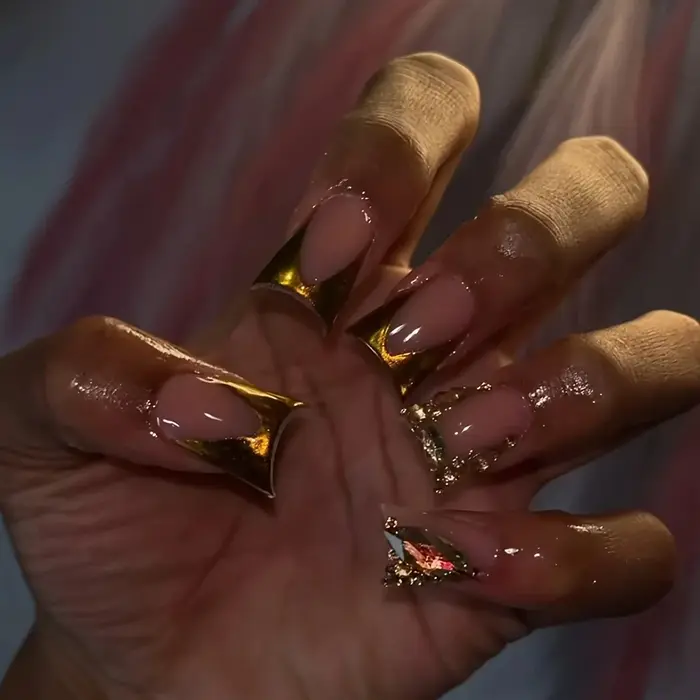 Faux ongles courts à rayures zébrées