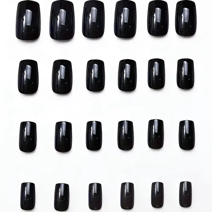 120 faux ongles noirs brillants par boîte