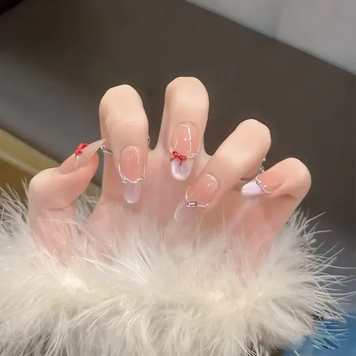 24 faux ongles nude effet œil de chat avec motifs, ensemble de faux ongles avec breloques, ongles ar