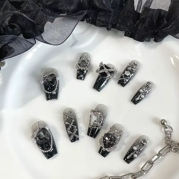 10 pièces d'ongles en forme de cercueil faits à la main