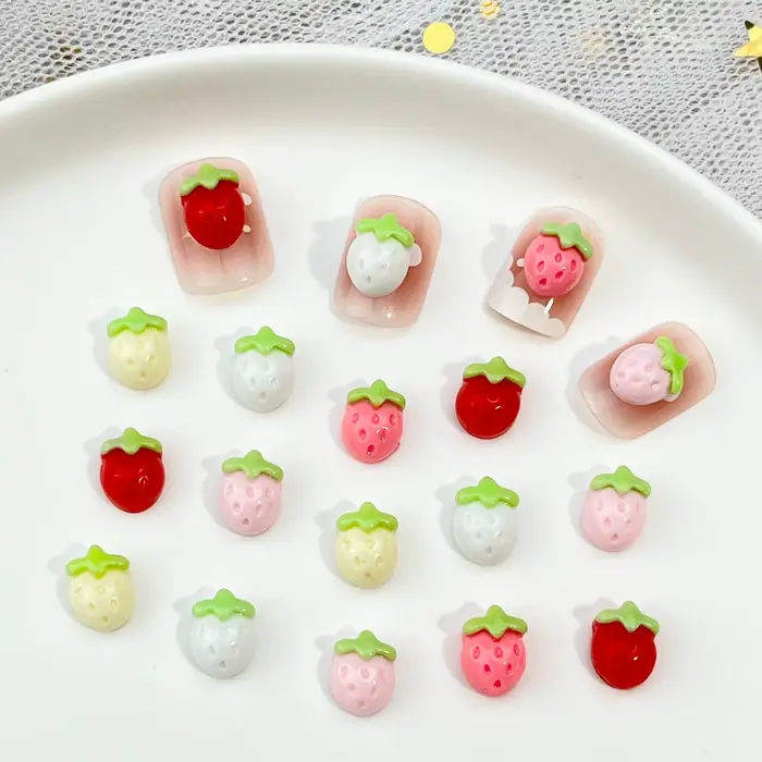 20 pièces douce fraise Nail Art accessoires 3D Flatback dessin animé résine ongles breloques pour bricolage automne