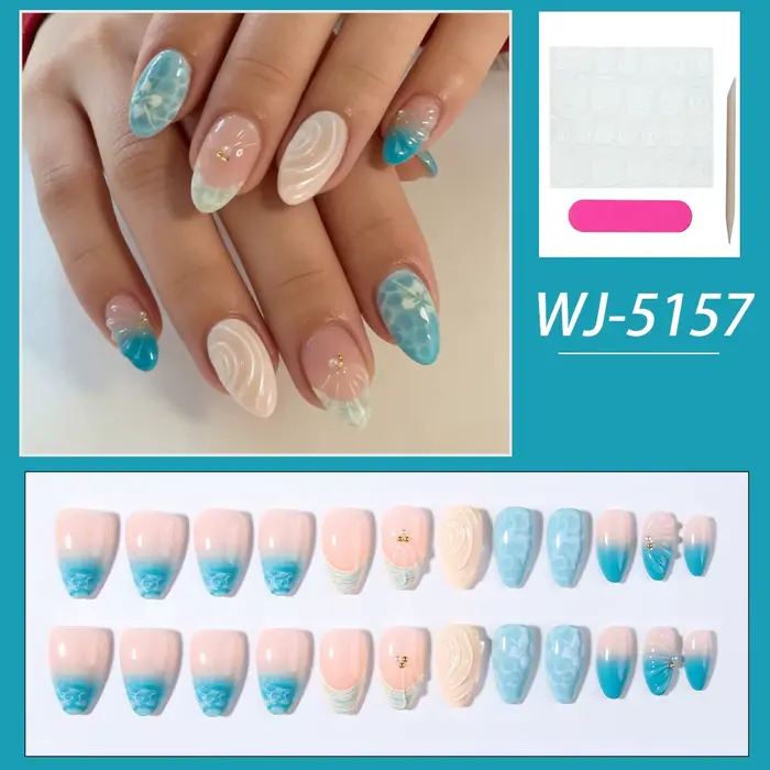 24 pièces par ensemble. Faux ongles courts en gel 3D en forme d'amande