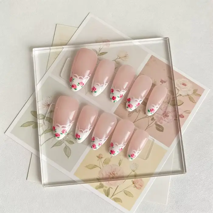 10 faux ongles à presser faits main en dentelle rose, style Coquette, motif floral français, forme a