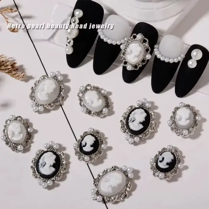 10 pièces rétro Baroque Gril Nail Art charme 3D gaufrage noir blanc fille tête décoration d'ongle or