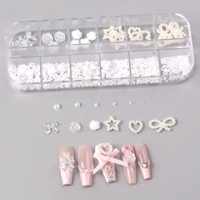 12 grilles mixtes 3D Punk argent coeur croix métal manucure décoration d'ongles rétro conception différente