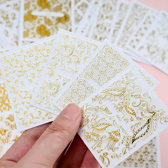 30 feuilles d'autocollants de manucure en dentelle