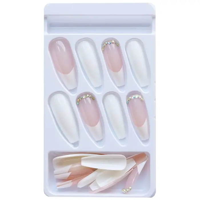 Faux ongles artificiels blancs U colorés