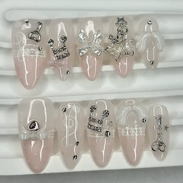 Notes musicales Vintage rose mignon dentelle à pois français amande presse sur les ongles à la main 