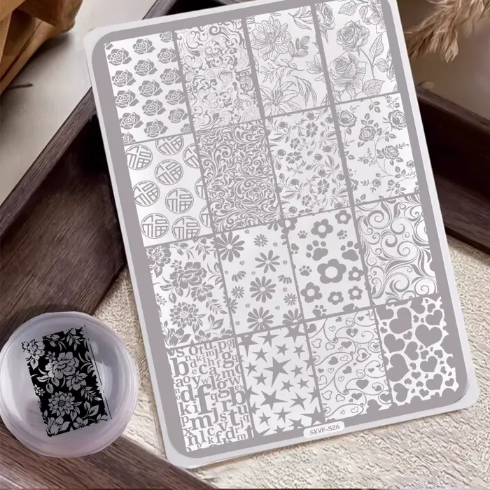 Plaques de stamping pour ongles, divers motifs inversés, tels que des nuages porte-bonheur, des feui