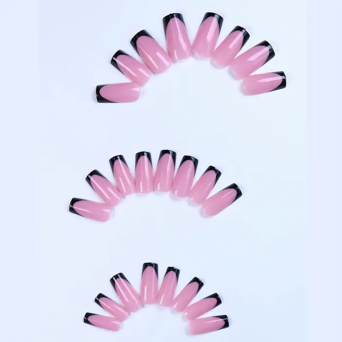 144 pièces de faux ongles carrés noirs brillants