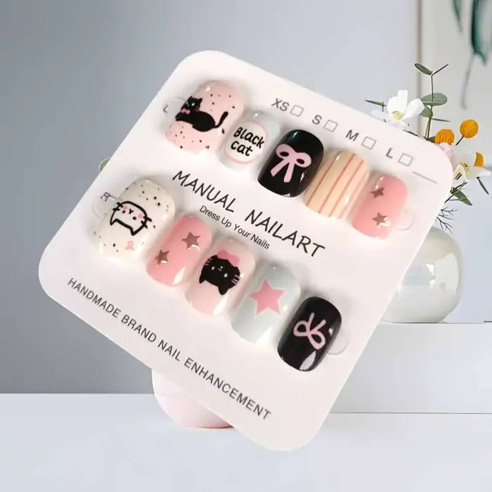 10 pièces Style coréen mignon dessin animé chat noir rose nœud papillon doux Cool dessiné à la main Patch pour ongles