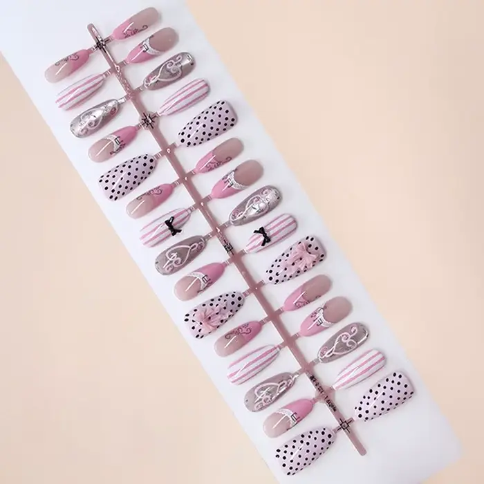 30 faux ongles roses press-on, design nœud rose, style français amande, brillants, tendance coréenne