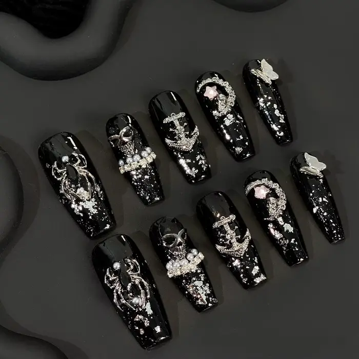 (10 pièces) ton noir lisse associé à des détails gothiques frappants, adapté aux amateurs de style d