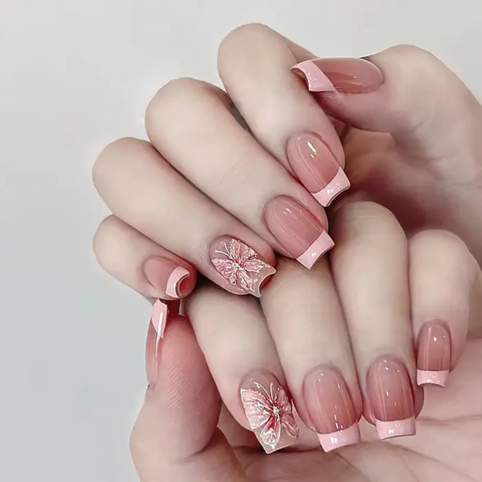 Faux ongles courts carrés à presser