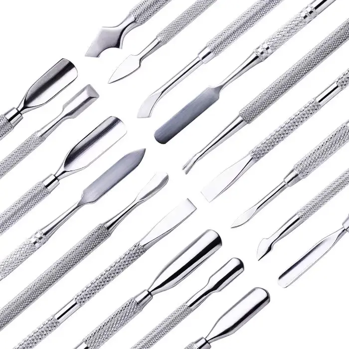 Poussoir à cuticules à Double extrémité en acier inoxydable, dissolvant de peau morte pour pédicure 