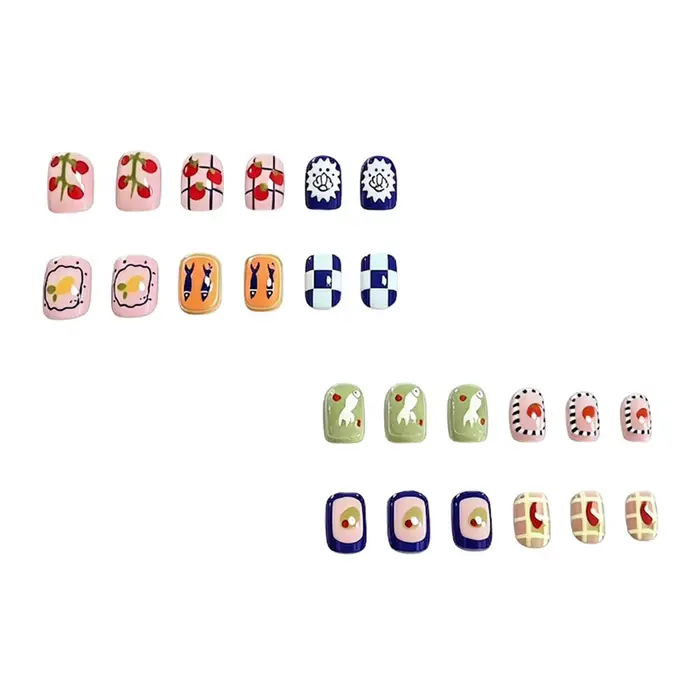 24 faux ongles mignons en forme de dessin animé