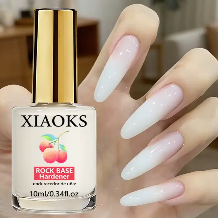 Vernis à ongles blanc laiteux, texture lisse, application facile, couvrance uniforme, fini translucide et doux, formule à séchage rapide, Hig