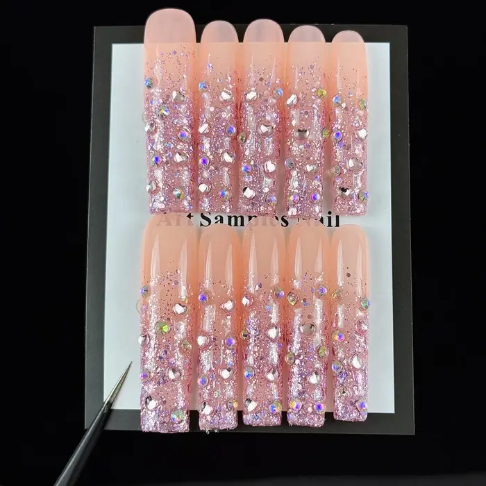 10 pièces de faux ongles faits à la main