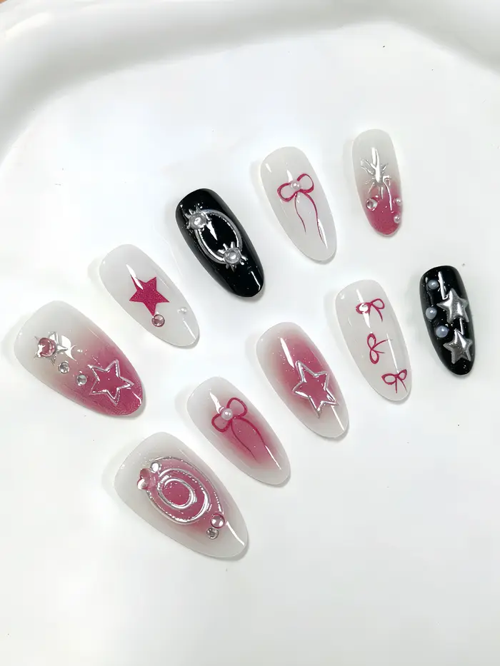10 faux ongles de longueur moyenne en forme d'amande