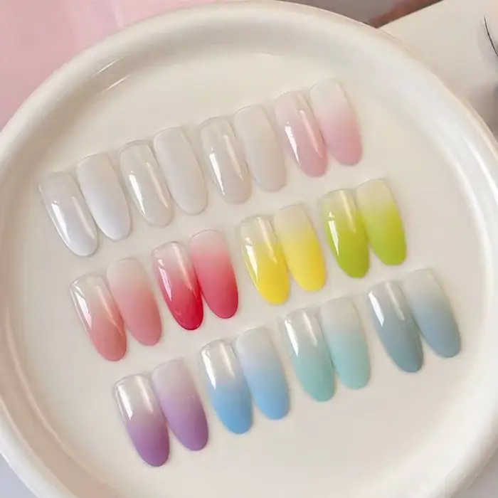 Baume à ongles en gel solide 12 couleurs