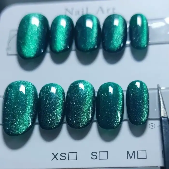 Femmes presse sur ongles faux