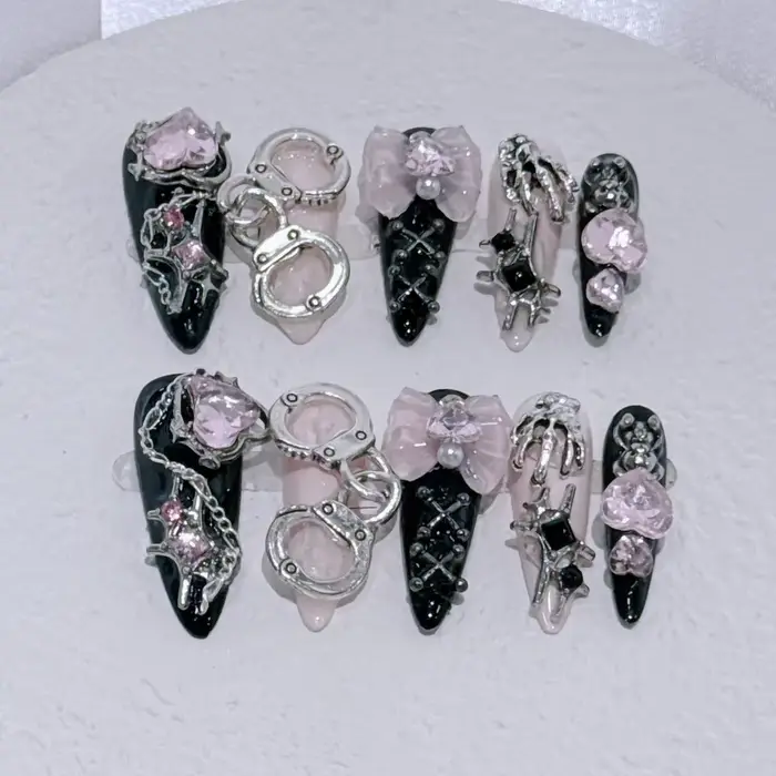 Shibuya Menhera Noir Rose Longue Pointe Faux Ongles Y2k Spice Girl Doux Cool