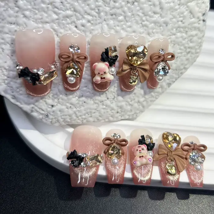 Ongles Press-On Faits Main Effet Œil de Chat Ours Rose Marron Mignon