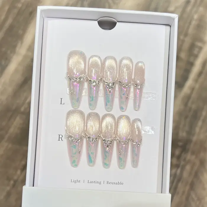Presse sur les ongles 10 pièces violet fantaisie manucure française avec feuille irisée paillettes oeil de chat