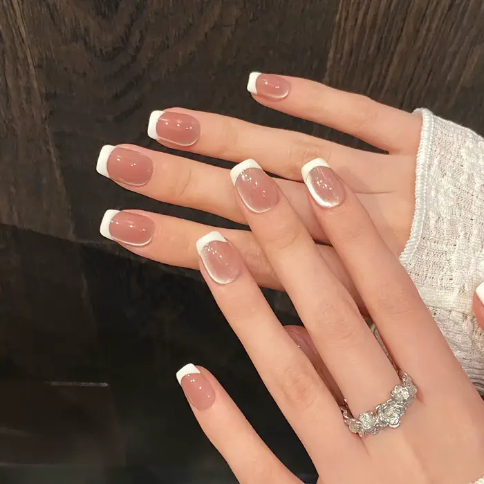 Ballet lait blanc français fait à la main faux ongles portable amande Blush dégradé