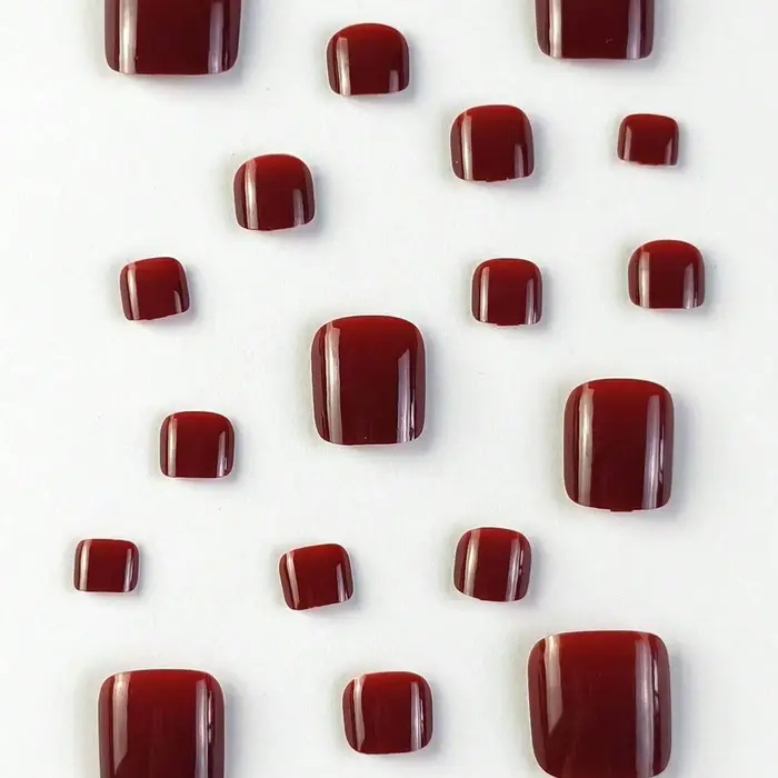 100 pièce/ensemble couleur unie Simple pied faux ongles artificiels rouge