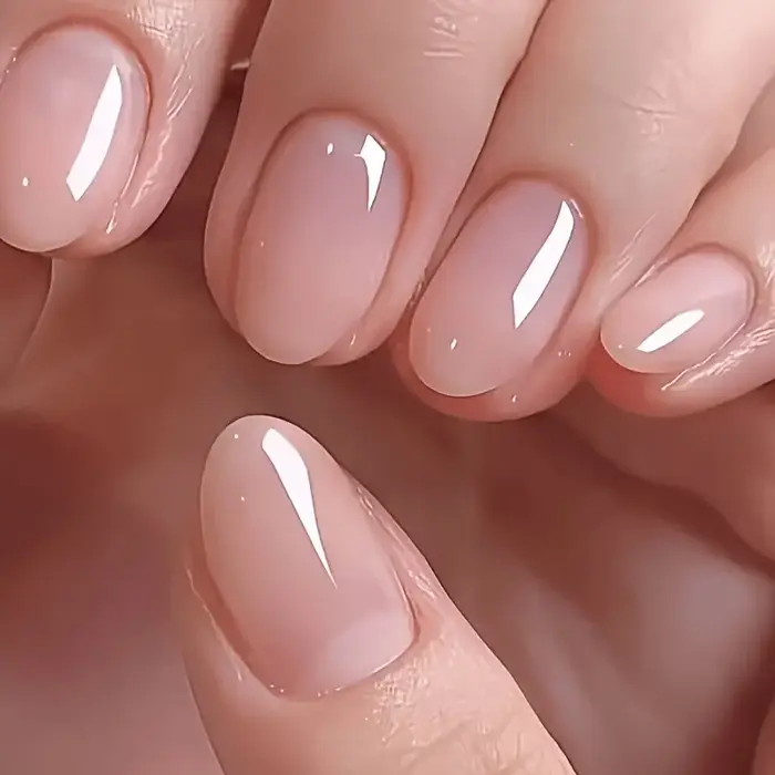 Durcisseur d'ongles à la kératine rose nude naturel, réparation professionnelle, renforce le lit de l'ongle, séchage rapide, soin quotidien essentiel pour la manucure.