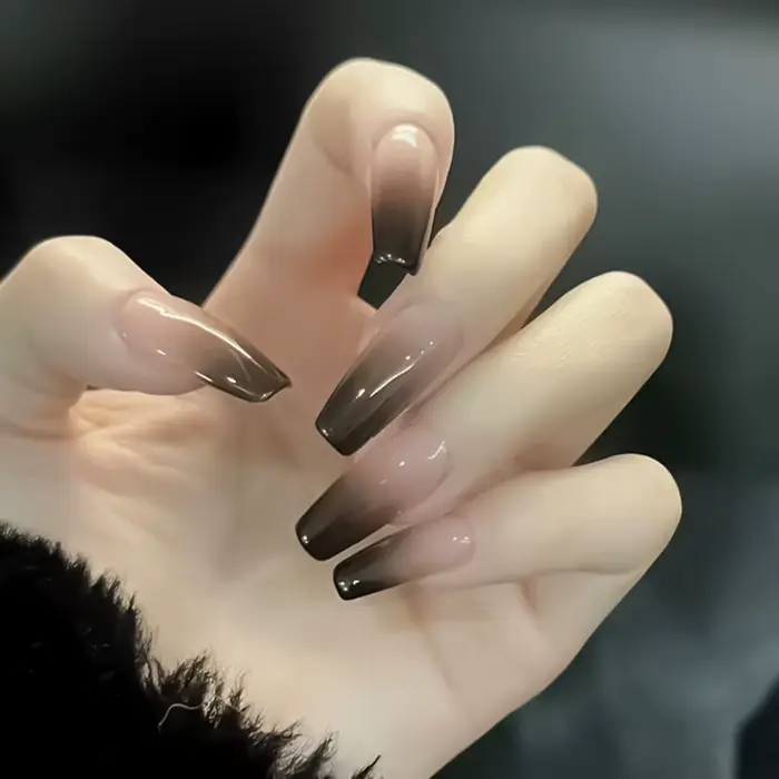 24 faux ongles à presser, faux ongles artificiels à pointe noire, pour femmes, à porter au quotidien