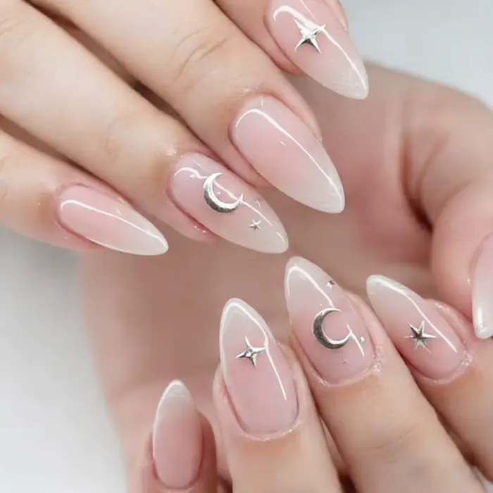 24 faux ongles 3D étoiles et lunes, forme amande, style français, pour femmes, pour fêtes et mariage