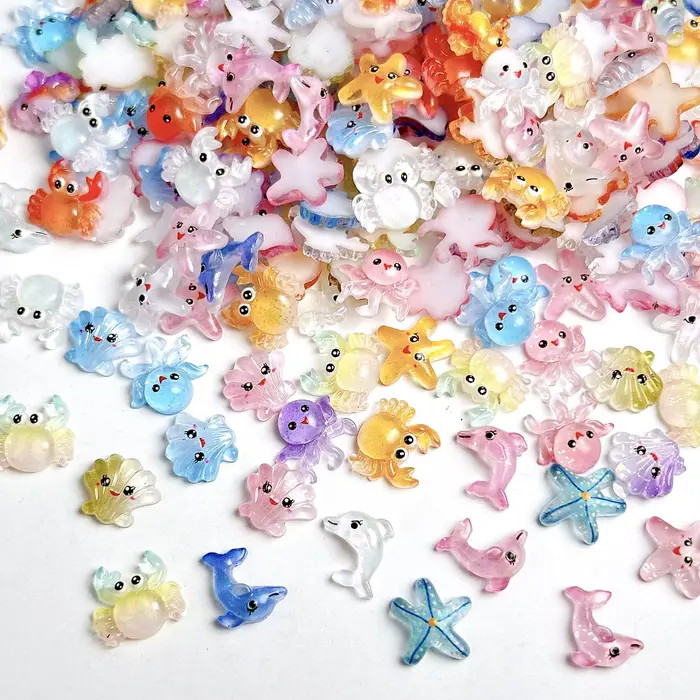 30 pièces Style Multiple mignon poulpe conque résine Nail Art décorations dessin animé lumineux gran