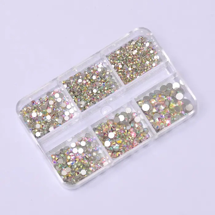 Breloques pour ongles en cristal coloré à dos plat