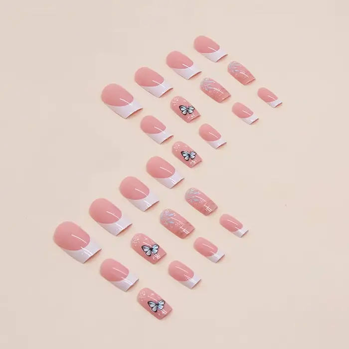 24 morceaux de faux ongles en forme de cercueil imprimés effet 3D avec 1 colle