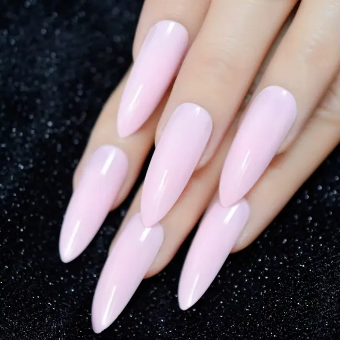 Ongles français extra longs effet ombré, stiletto extrême, dégradé nude et blanc, 24 faux ongles en 