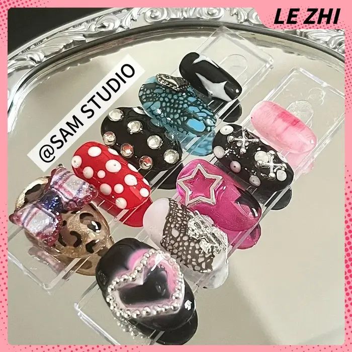 Ongles à presser faits main style Spice Girl Y2K, motif dessin animé, étoiles, diamants, perles, pois roses, notes musicales, imprimé léopard