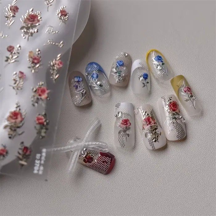 Autocollants pour ongles japonais Vintage, fleur de Rose rouge et bleue, Laser or argent, décalcoman