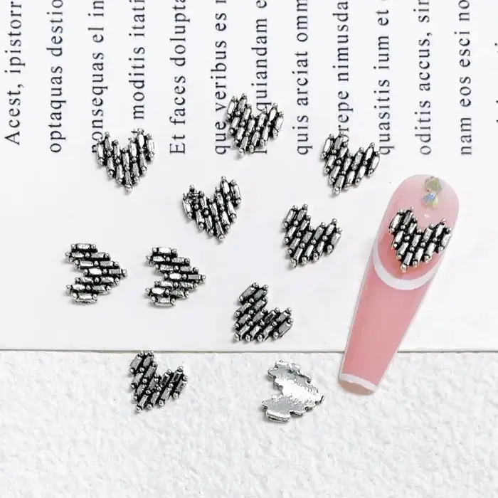 Breloques gothiques pour Nail Art