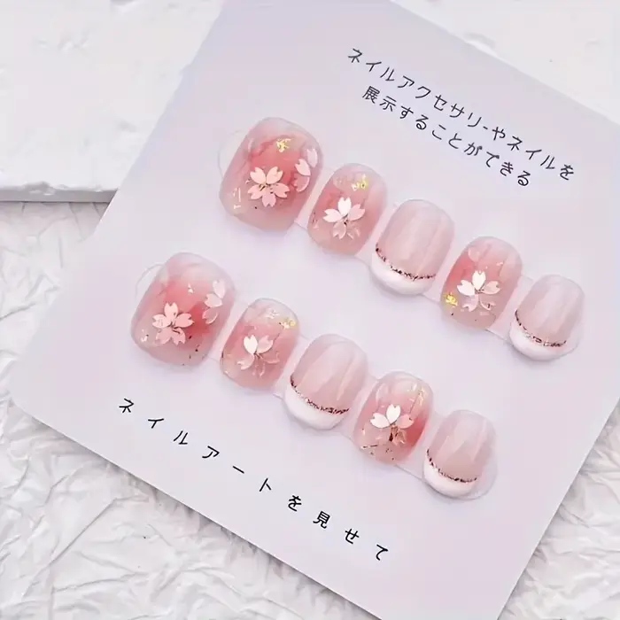 Faux ongles rose doux faits à la main pour femmes et filles